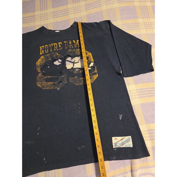 Vintage 80s Notre Dame Football T Shirt Jersey Champion USA Size XL Thrashed 90s - Picture 7 of 16